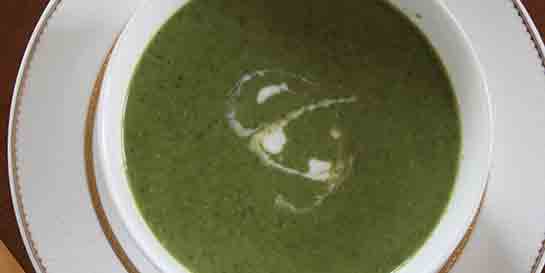 Ispanaklı Brokoli Çorbası Tarifi ve Malzemeleri
