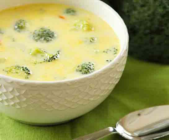 Kremasız Brokoli Çorbası Tarifi ve Malzemeleri