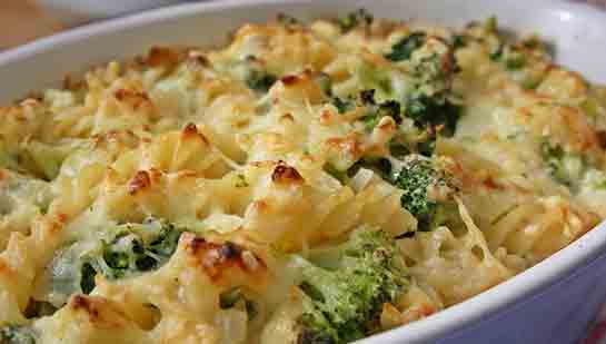 Makarnalı Brokoli Salatası Tarifi ve Malzemeleri